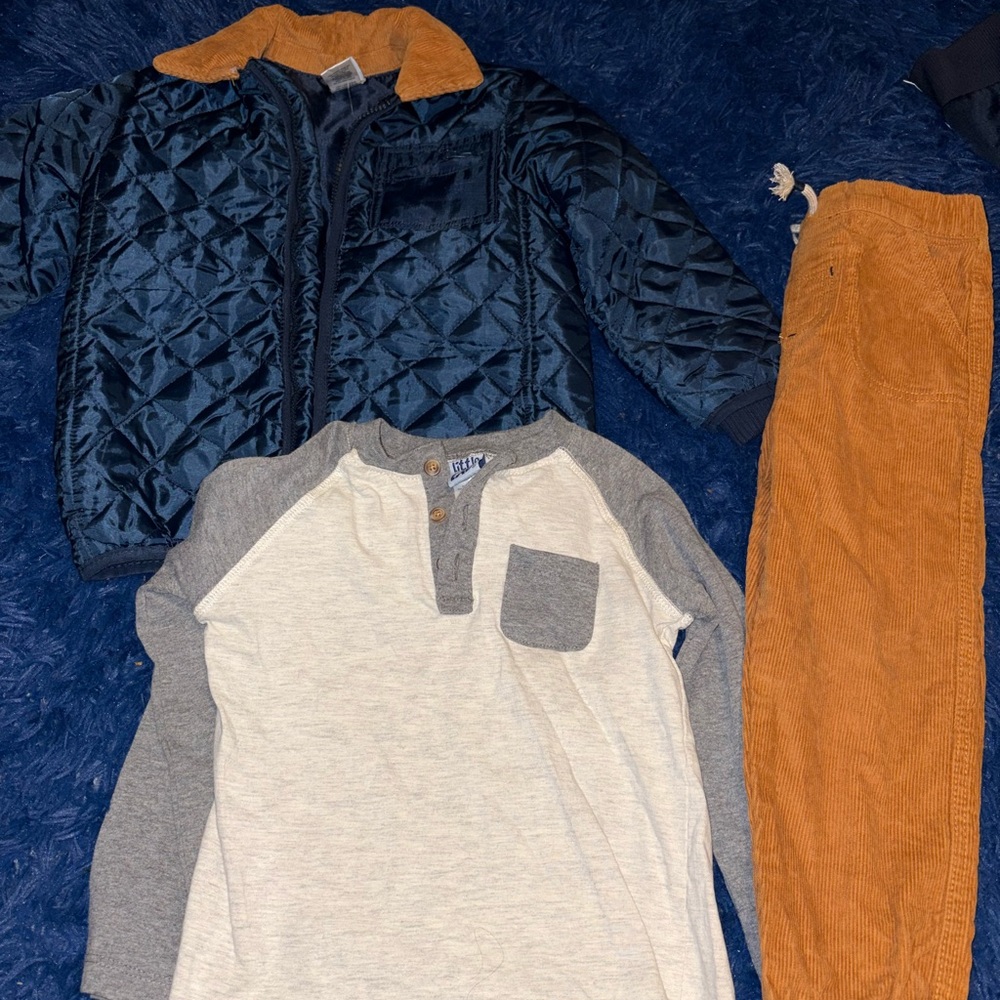 Boys 4T outfit plus jacket set